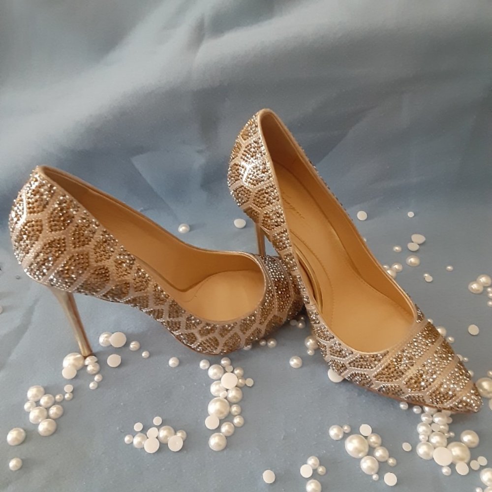Imagine by Vince Camuto